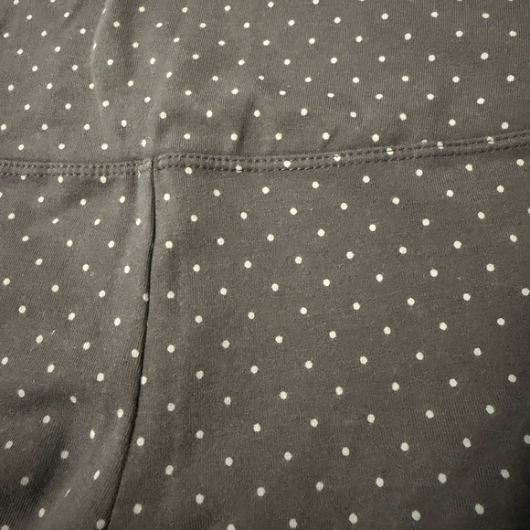 Suavé Grey Polka Dot Leggings - Picture 4 of 4
